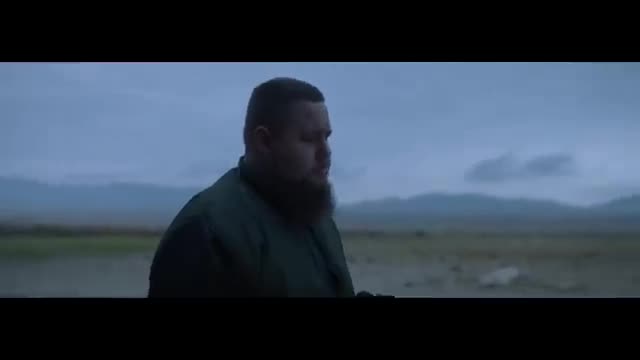 Rag'n'Bone Man - Skin (Official Video) (Inglés-Francés) Le Chiffonnier - Skin (Official Video)